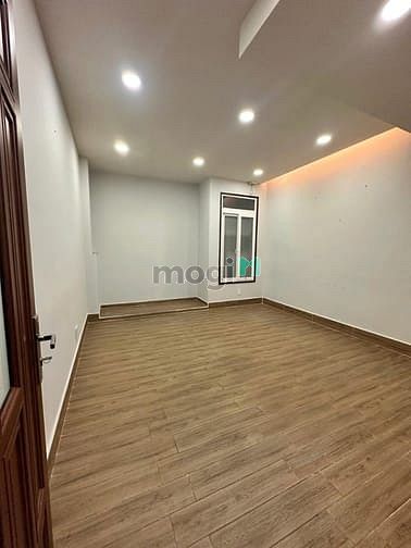 Hình ảnh Cực phẩm nhà đẹp cho dân văn phòng 43/ Cộng Hòa, phường 4, Tân Bình