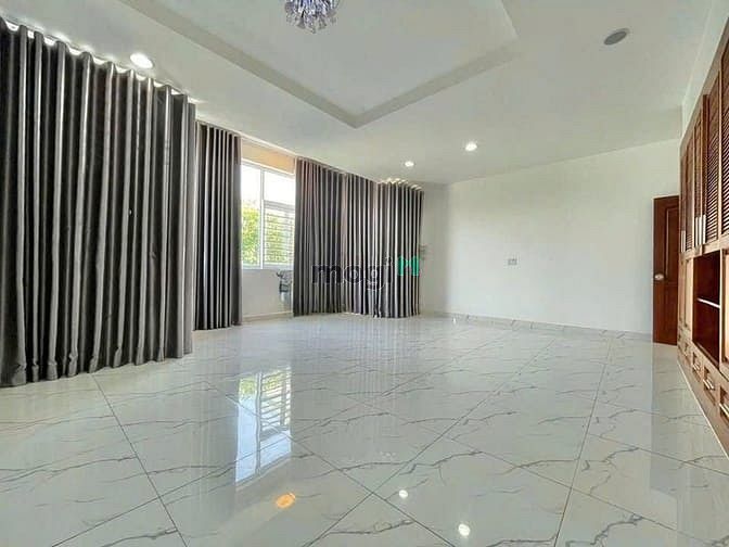 Hình ảnh Cho thuê mặt tiền sầm uất - chỉ 1 căn duy nhất - giá rẻ
