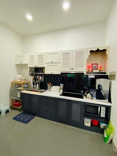Hình ảnh Chung cư Saigon Town, Tân Phú: 100m2, 3pn, 2wc, Căn góc, 11tr/th
