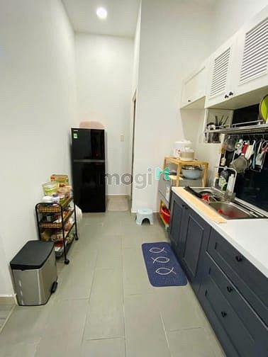 Hình ảnh Chung cư Saigon Town, Tân Phú: 100m2, 3pn, 2wc, Căn góc, 11tr/th