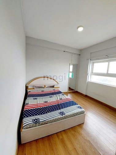 Hình ảnh Chung cư Hoa Sen, Lạc Long Quân,Q11: 79m2, 2p ngủ,NT,10tr/th