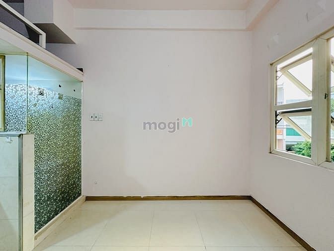 Hình ảnh Phòng Trọ Có Gác 18m² Gần Cộng Hòa Tân Bình Thoáng Mát, Có Thang Máy
