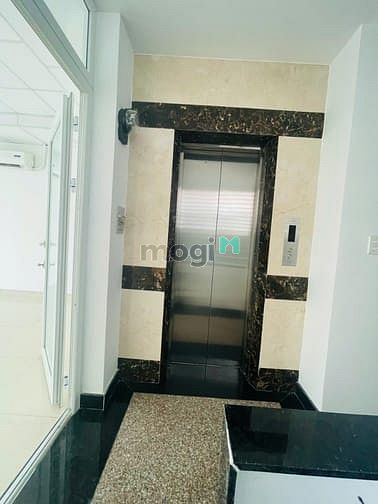 Hình ảnh Cho thuê nhà CÓ THANG MÁY Quận Phú Nhuận