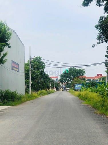 Hình ảnh Cần bán lô đất diện tích 306m2, mặt đường 11m tại Yên Mỹ - Hưng Yên