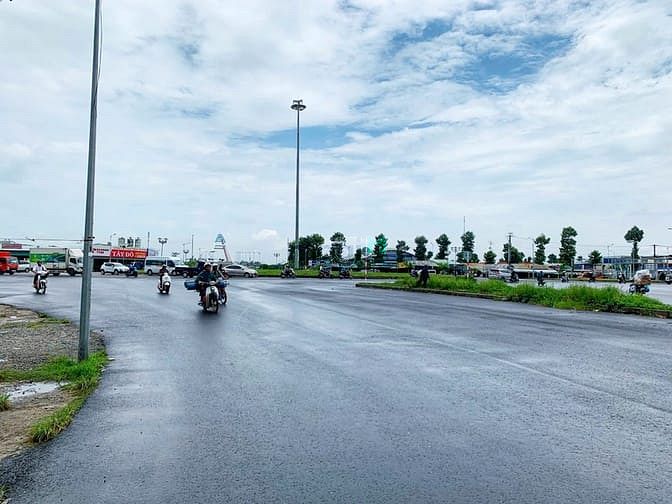 Hình ảnh Cặp nền góc 2 mặt tiền Trần Hoàng Na KDC Hồng Loan, Cần Thơ - 28 tỷ