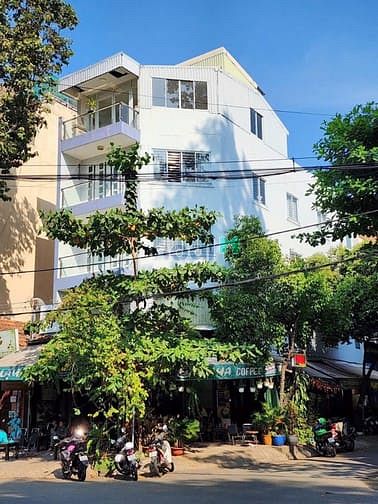 Hình ảnh Bán nhà góc 2MT siêu vị trí MT Nguyễn Gia Trí, P25, Q Bình Thạnh, DT 1