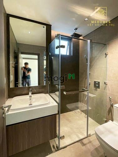 Hình ảnh Cho thuê 3pn nội thất cơ bản khu cao cấp Diamond Centery, nhà mới 100%
