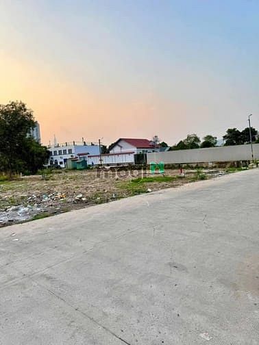 Hình ảnh Cần bán lô đất đường 12m ngay khu công viẻn lê hữu kiều