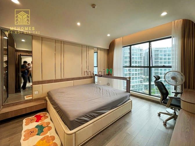 Hình ảnh Mb6623 nạp rút nhanh chóng cao cấp Diamond Centery, view hồ bơi trung tầm cực chill