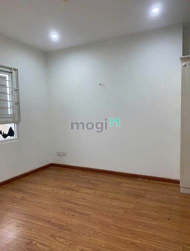 Hình ảnh Chung cư Bàu Cát, p10, TB, 110m2, 3PN, 12tr/tháng, NTCB.