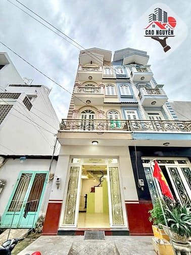Hình ảnh khu tên lửa nhà nguyên căn 3 lầu 5 phòng ngủ 5wc