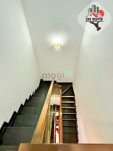 Hình ảnh khu tên lửa nhà nguyên căn 3 lầu 5 phòng ngủ 5wc