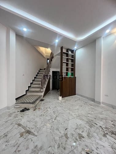 Hình ảnh Nhà 5 Tầng Trung Tâm Hoài Đức – 37m² – Gần Chợ, Trường, UBND – Ở Ngay