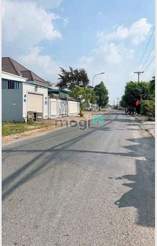 Hình ảnh 1,45 TỈ - 200m2 đất thổ cư_ xây dựng tự do,nhà trọ, xưởng