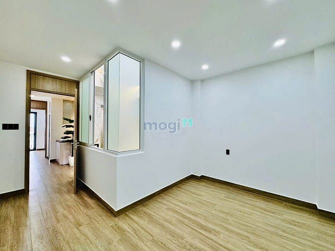 Hình ảnh siêu phẩm góc 2mt độc nhất -  18c bàu cát 1, p14  tb giá chỉ 28tr