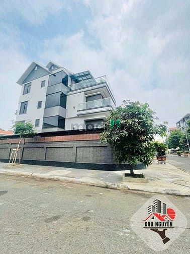 Hình ảnh Biệt thự 3 lầu đầy đủ nội thất, Khu Tên Lửa, Bình Tân