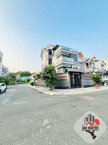 Hình ảnh Biệt thự 3 lầu đầy đủ nội thất, Khu Tên Lửa, Bình Tân