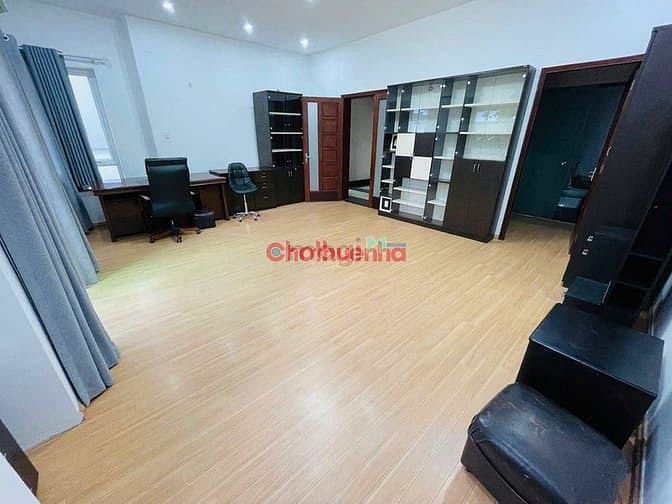 Hình ảnh cho thuê biệt thự sang trọng có hầm + thang máy – trung tâm quận 3 -