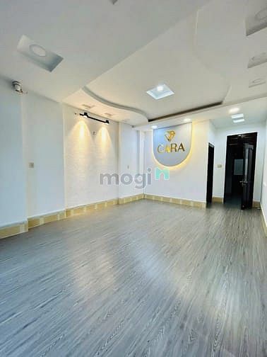 Hình ảnh Cho thuê nhà 21/3A Võ Văn Tần, Phường 5, Quận 3 - Hẻm xe hơi