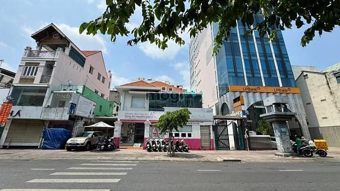 Hình ảnh Bán Biệt Thự Góc 2MTĐ Nguyễn Đình Chiểu, P.4, Quận 3 :
