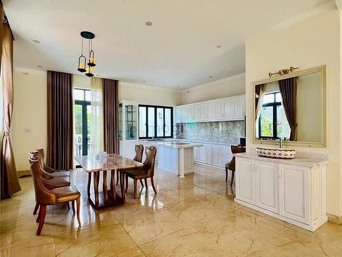 Hình ảnh Bán Biệt Thự mặt tiền Bà Triệu P. Hội Phú Pleiku Gia Lai