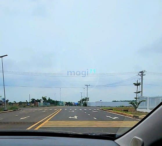Hình ảnh Bán đất ngay kcn 4.200ha, cách Đường 65m Đồng Phú Bình Dương chi 500m.