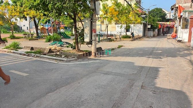 Hình ảnh Bán đất đẹp 52.2m², MT 4m, ngõ thông , ô tô cách 10m, giá 4.7 tỷ
