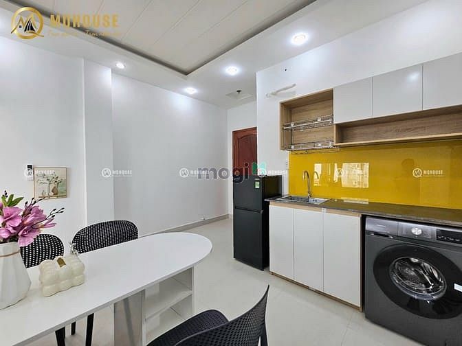 Hình ảnh Cho thuê CHDV 1PN BAN CÔNG FULL NT gần Đầm Sen, giáp Q11