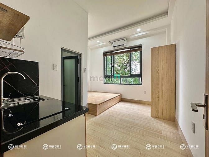 Hình ảnh STUDIO Cửa sổ & Ban Công / 25-35m2 / Cao Cấp / CỘNG HOÀ / NHÀ GA T3