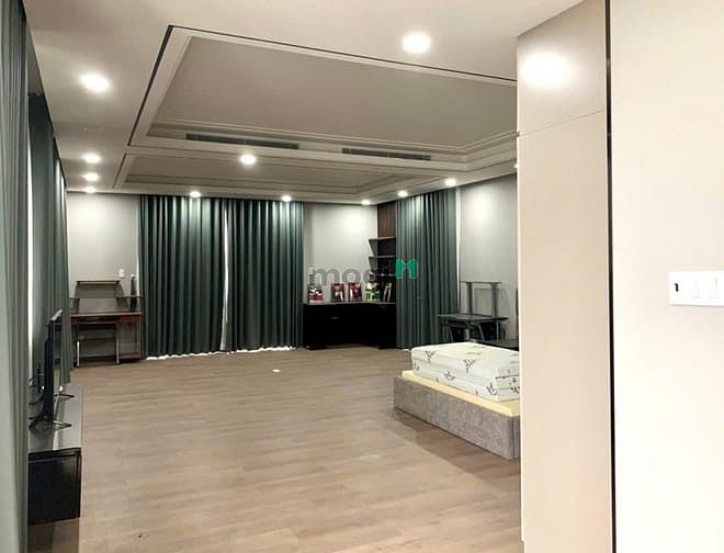 Hình ảnh NHÀ HOT SIÊU BIỆT THỰ ĐẸP - 15A Hồng Hà, P2, Q. Tân Bình.