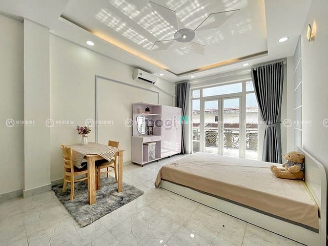 Hình ảnh Cho thuê CHDV Tách bếp ban công giặt riêng - Tân Phú kế bên Tân Bình