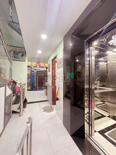 Hình ảnh Bán CHDV đường Sinco, 224m2 ( 6.4 x 36 ) 6 TẦNG, 11phòng , THANG MÁY