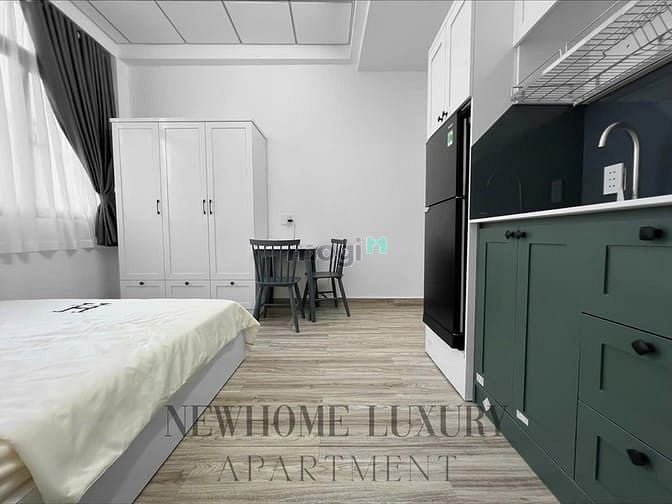 Hình ảnh Căn Hộ Luxury Full Nội Thất View kính Lớn - Trường Chinh -Phan Văn Hớn