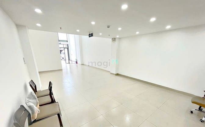 Hình ảnh NHÀ MẶT PHỐ Số 71 Bạch Đằng, Đường Lớn 2 Chiều, Mặt Bằng 80m, KD TỰ DO