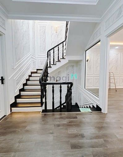 Hình ảnh SIÊU PHẨM BIỆT THỰ CAO CẤP, 245B Hoàng Văn Thụ, P1, Q Tân Bình.