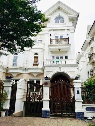 Hình ảnh BIỆT THỰ ĐƯỜNG HOA - 32B Hoa Đào, Phường 7, Phú Nhuận