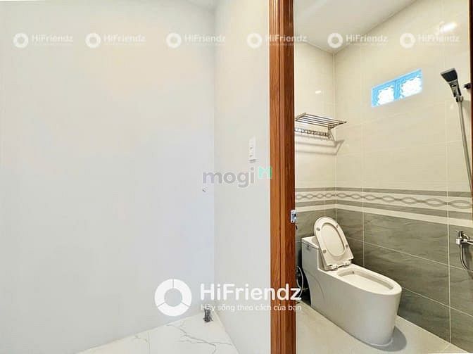 Hình ảnh Studio full nội thất, có cửa sổ thoáng mát, tòa nhà thang máy dạngCHDV
