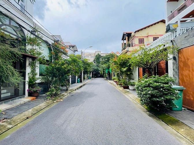 Hình ảnh Bán đất Đường Quốc Hương -Thảo Điền 7x20 giá 34 tỷ