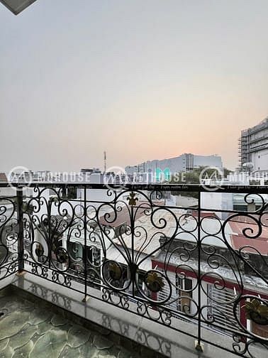 Hình ảnh Căn Hộ 30m2 1PN Full NT Cao Cấp - Thang Máy - Gần Chợ Phạm Văn Hai