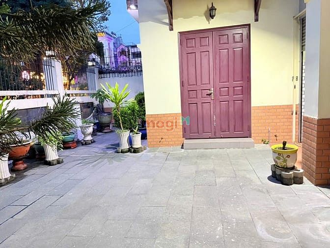 Hình ảnh Cần Bán Căn Biệt Thự MT Đường 28, Khu Tên Lửa, Bình Tân