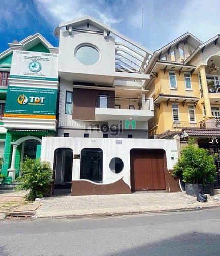 Hình ảnh SIÊU PHẨM BIỆT THỰ KHU VIP Đường Hoa Phan Xích Long