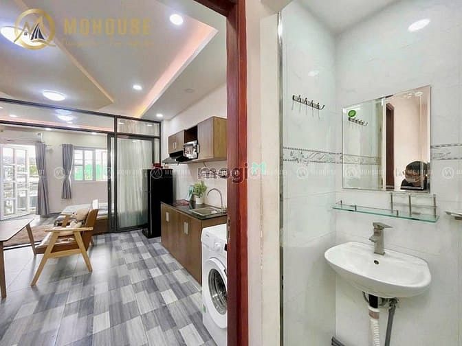 Hình ảnh TRỐNG SẴN 🔥🔥 Căn Hộ Ban Công Thoáng 40m2 ngay CV Lê Thị Riêng 🏡