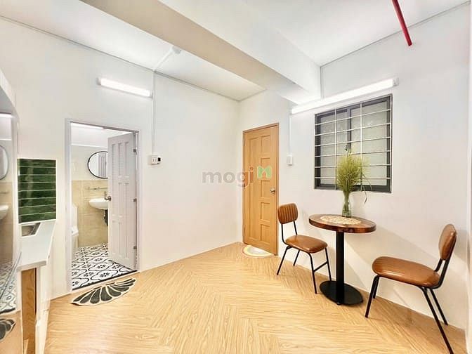 Hình ảnh Căn Hộ 1PN Riêng Tách Bếp 🏡 Ban Công 🛫 2p Đi Bộ Qua Sân Bay 🔥🔥