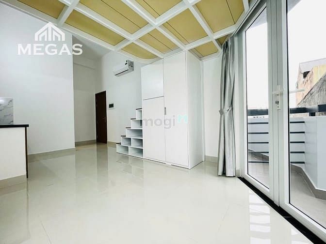 Hình ảnh Duplex Ban Công Máy Lạnh New Gần CVPM Quang Trung
