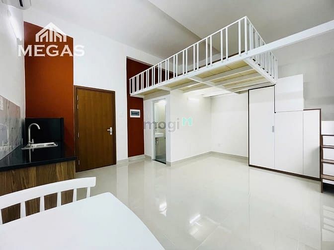 Hình ảnh Duplex Ban Công Máy Lạnh New Gần CVPM Quang Trung