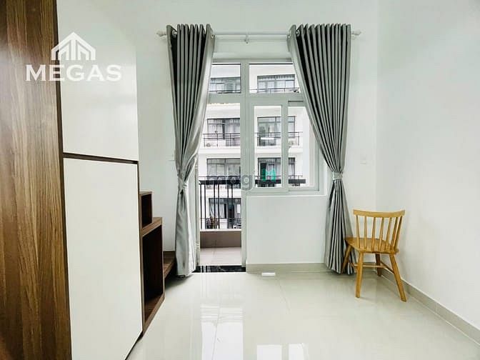 Hình ảnh Duplex Ban Công Máy Lạnh New Gần CVPM Quang Trung