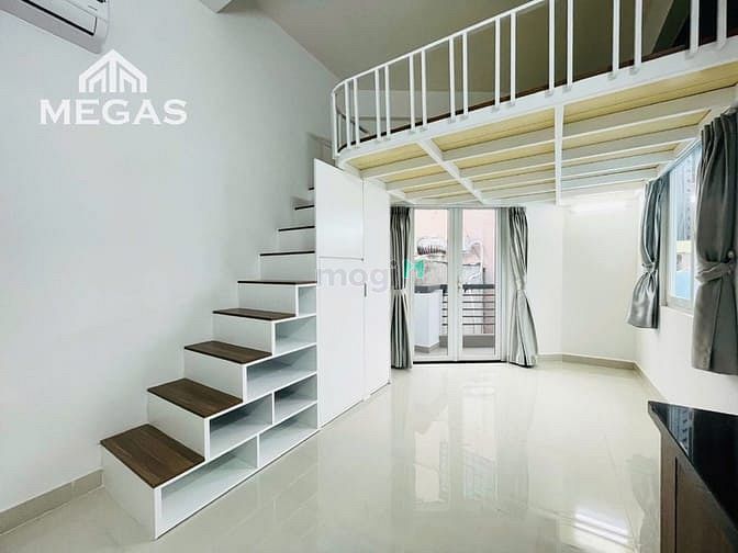 Hình ảnh Duplex Ban Công Máy Lạnh New Gần CVPM Quang Trung