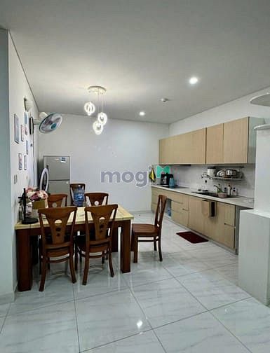Hình ảnh Chung cư Phúc Yên, Phan Huy Ích, P15, TB, 110m2, 3PN, 2WC, 12tr/th.