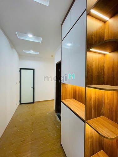 Hình ảnh Bán Trang Chủ MB66.COM / Đăng Ký Tặng 66K 82m2 chính chủ tại Trung Kính, 2 ngủ, giá 6 tỷ