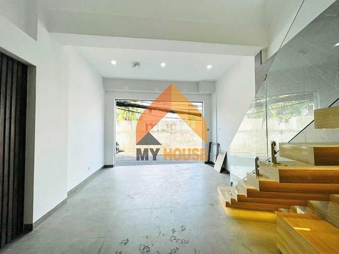 Hình ảnh Mb cầu SG Q2 có lửng siêu xinh phong cách hiện đại phù hợp ở và làm vp